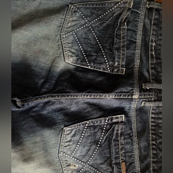 Kenneth Cole New York Jeans - Picture 5 of 5